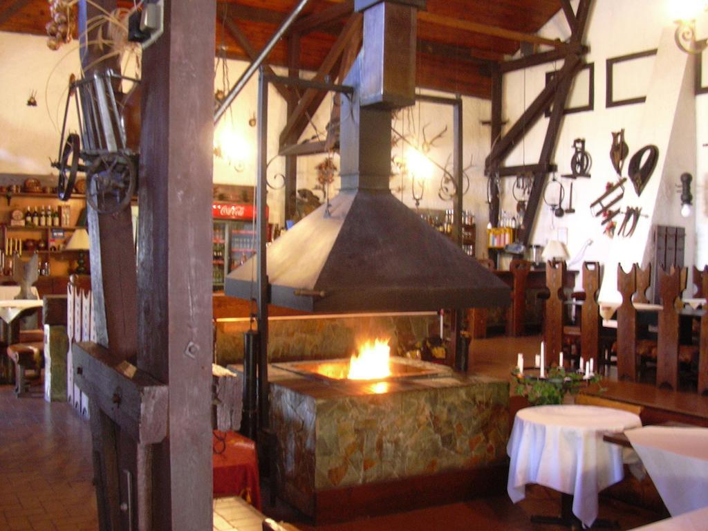 Hotel Koliba Litoměřice المظهر الخارجي الصورة